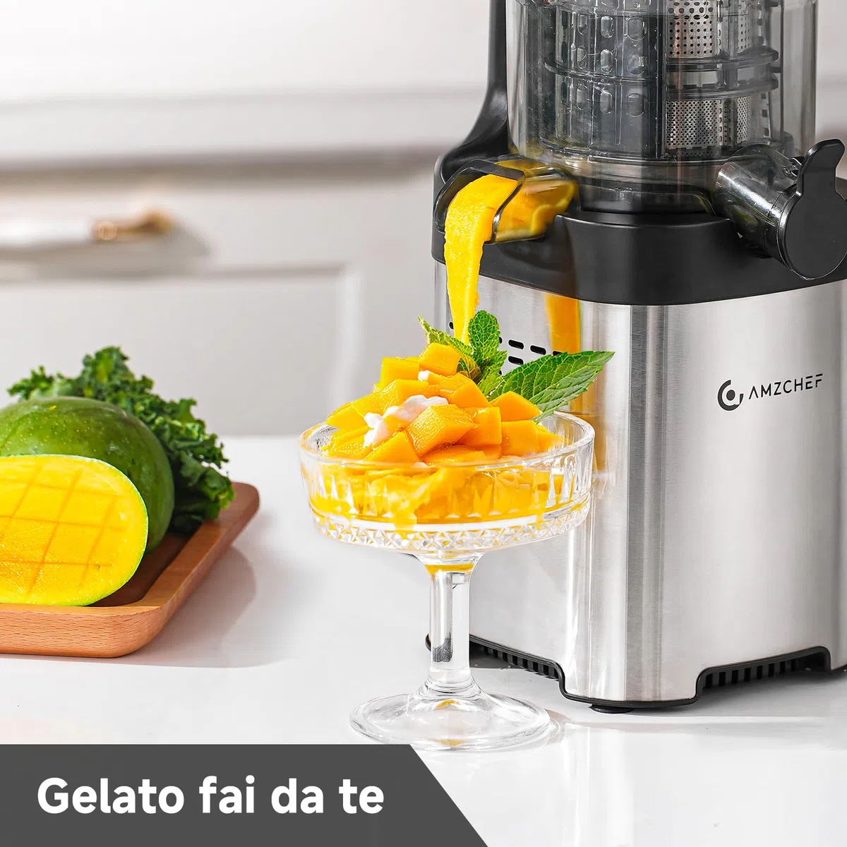 AMZCHEF Spremiagrumi – Slow Juicer con larghezza 135 mm e tubo di alimentazione più grande per verdure e frutta intere – Spremiagrumi facile da pulire con 2 bicchieri, argento