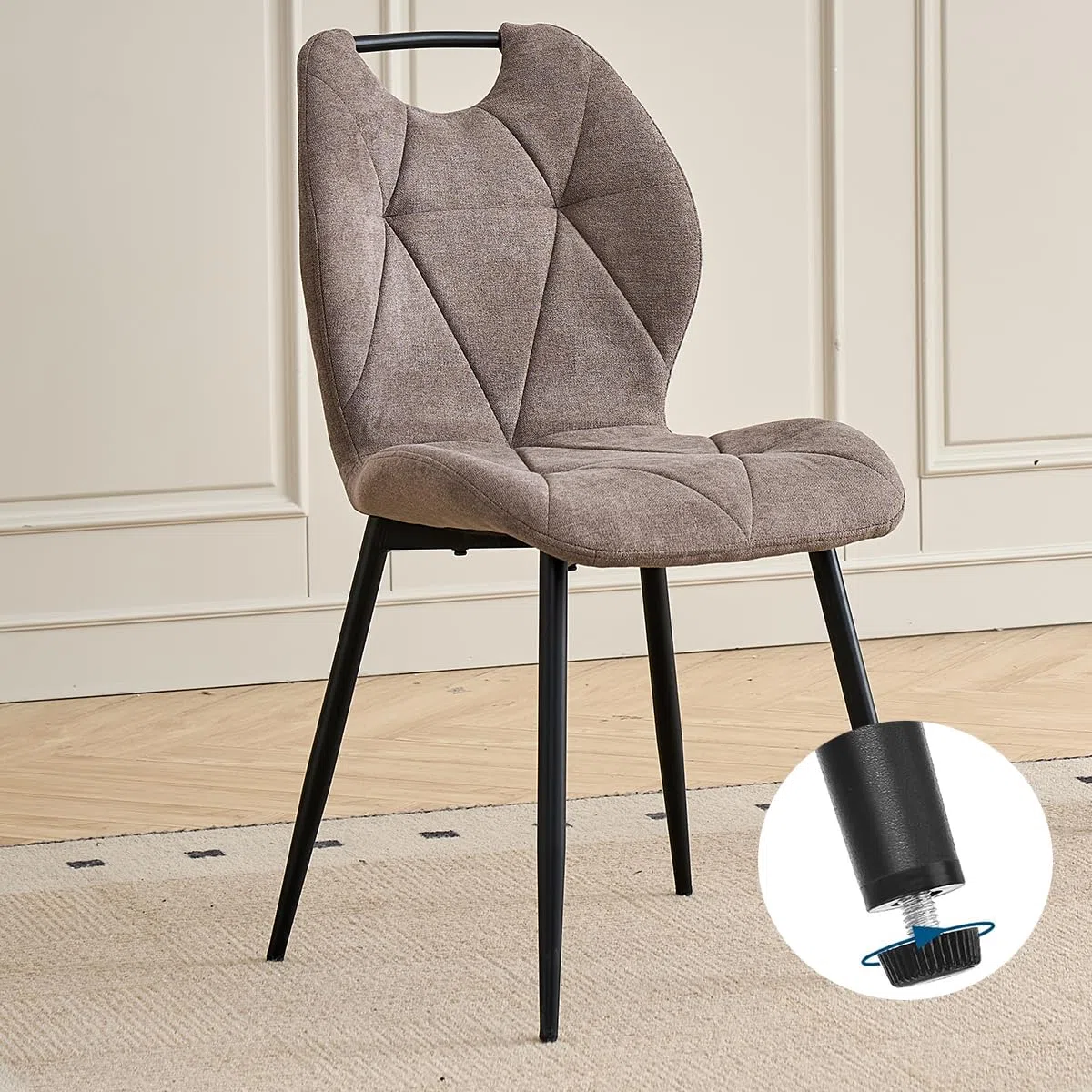 GrandCA HOME Set Tavolo e Sedie da Pranzo da 5 Pezzi, Tavolo Quadrato da 140 cm, 4 Sedia Imbottita in Lino, Adatto per Cucine, Sale da Pranzo e Soggiorni (Legno Chiaro + Marrone)