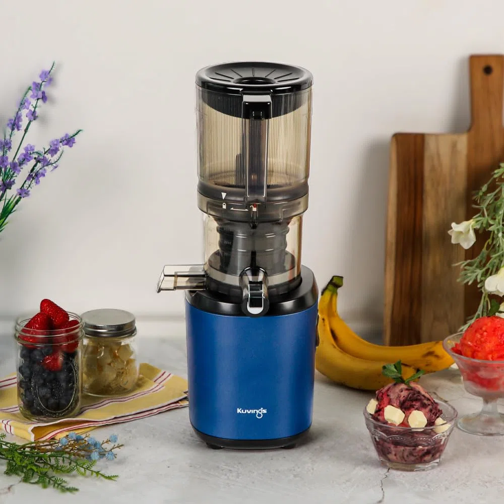 Kuvings AUTO6 Slow Juicer | Estrattore frutta e verdura | spremiagrumi elettrico | 1,7L | Facile pulizia | Senza BPA | 200W (KHS-660SE)_Blu navy