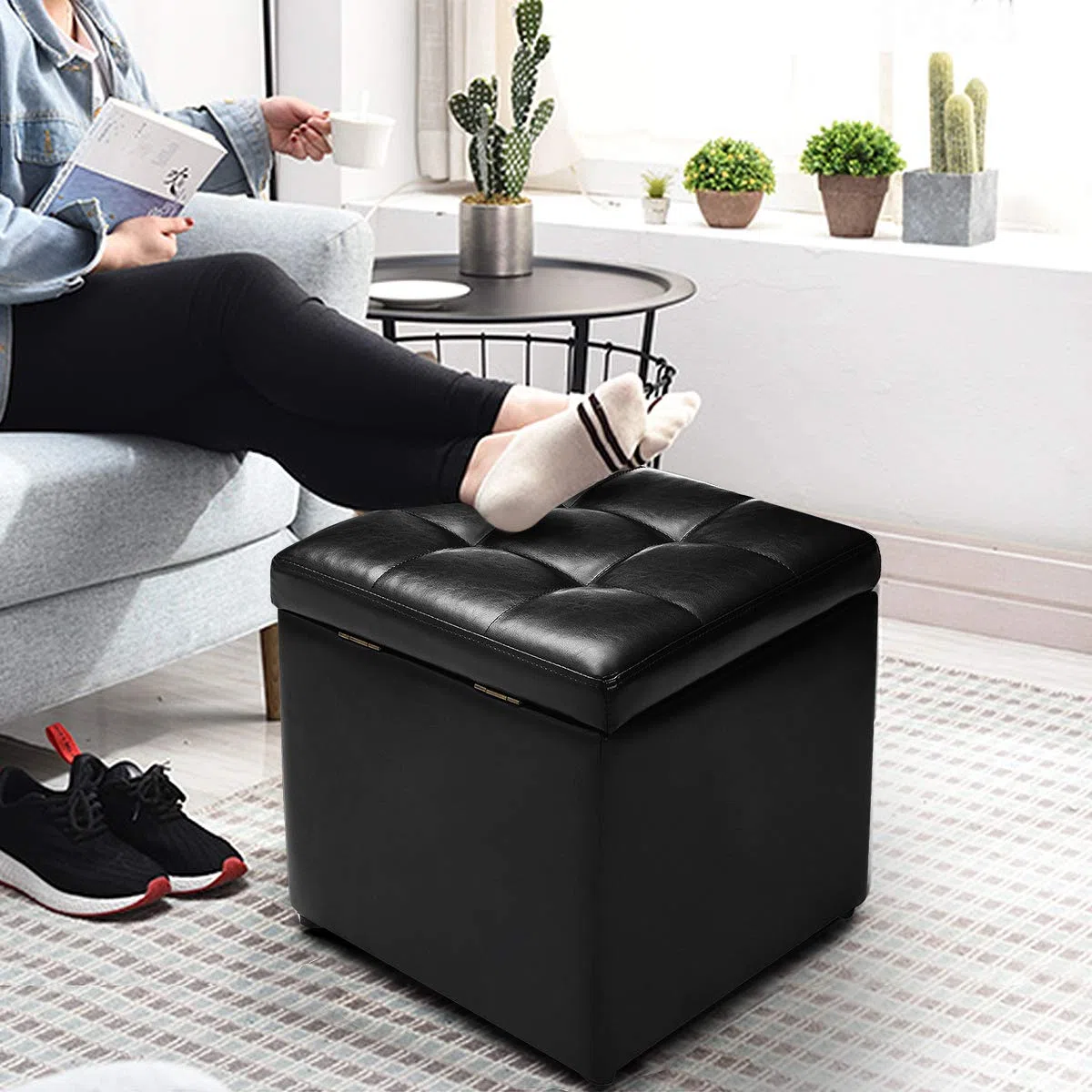 GIANTEX Pouf Cubo Poggiapiedi, Sgabello Quadrato Contenitore, Ottomana con Coperchio, con Vano Portaoggetti, Piedini Antiscivolo, Portata di 300 kg, 40 x 40 x 40 cm, Nero/Marrone/Bianco