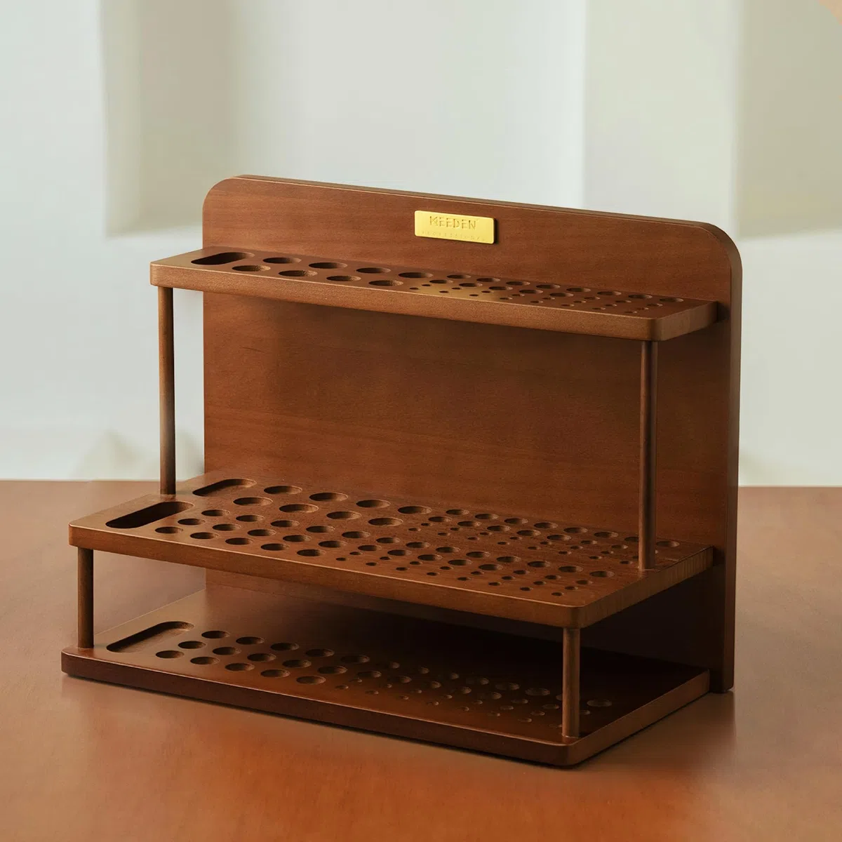 MEEDEN PRO Support per Pennelli: Organizzatore in legno a 2 livelli per pennelli da pittura - Supporto per pennelli ad alta capacità - Raccoglitore per forniture artistiche per scrivania