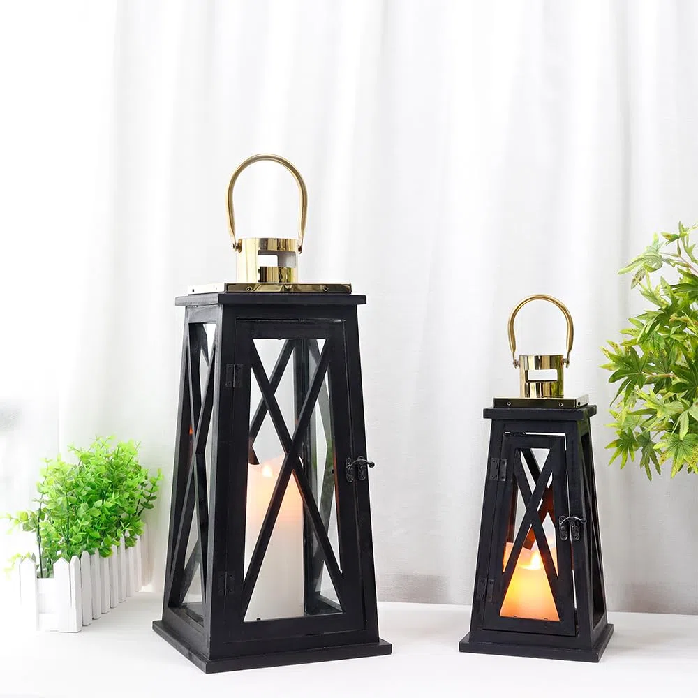 TRIROCKS Set di 2 Lanterne in Legno Stile Rustico 55 cm & 40 cm Alte, Portacandele Decorativi con Vetro Temperato per Decorazioni Casa, Natale, Matrimonio, Esterni (Trapezoidale Nera)